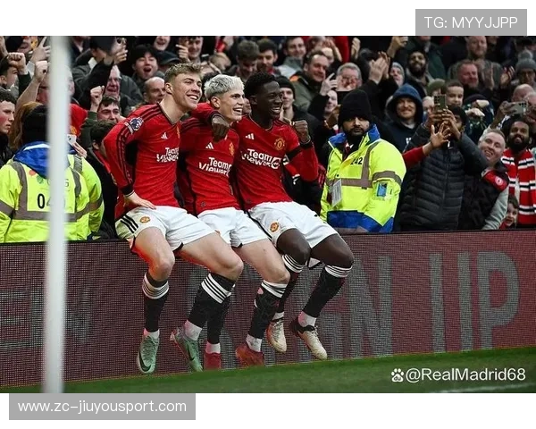 曼联青训新星继续突破，球队未来充满希望